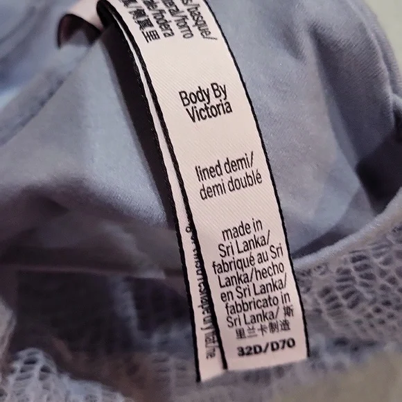 Victoria's Secret Bra - Picture 12 of 13